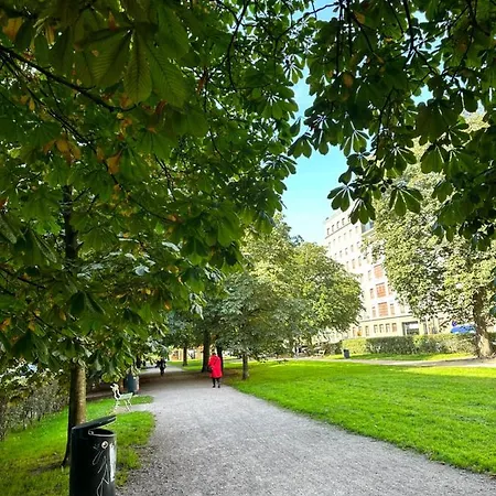 Etelainen Hesperiankatu Apartment